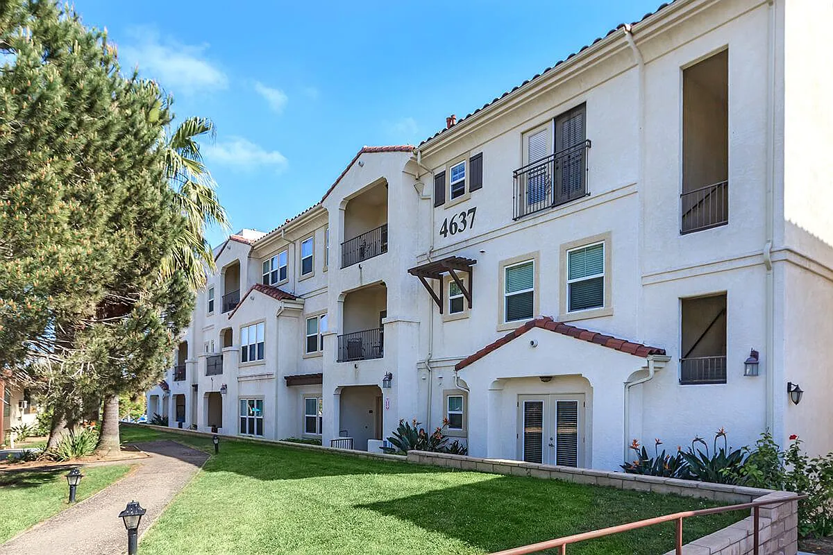 Town Park Villas Senior Living — Photo 2