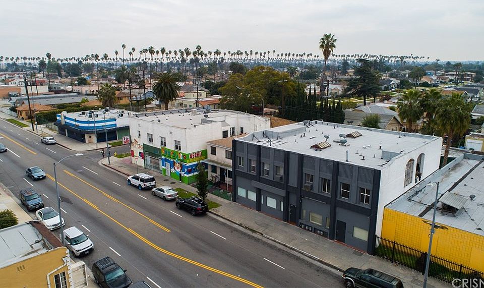 1st image of 2712 W Vernon Ave