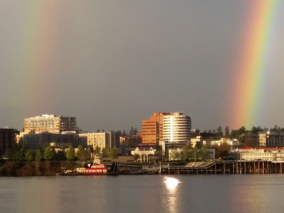 Rare dbl rainbow over Vancou