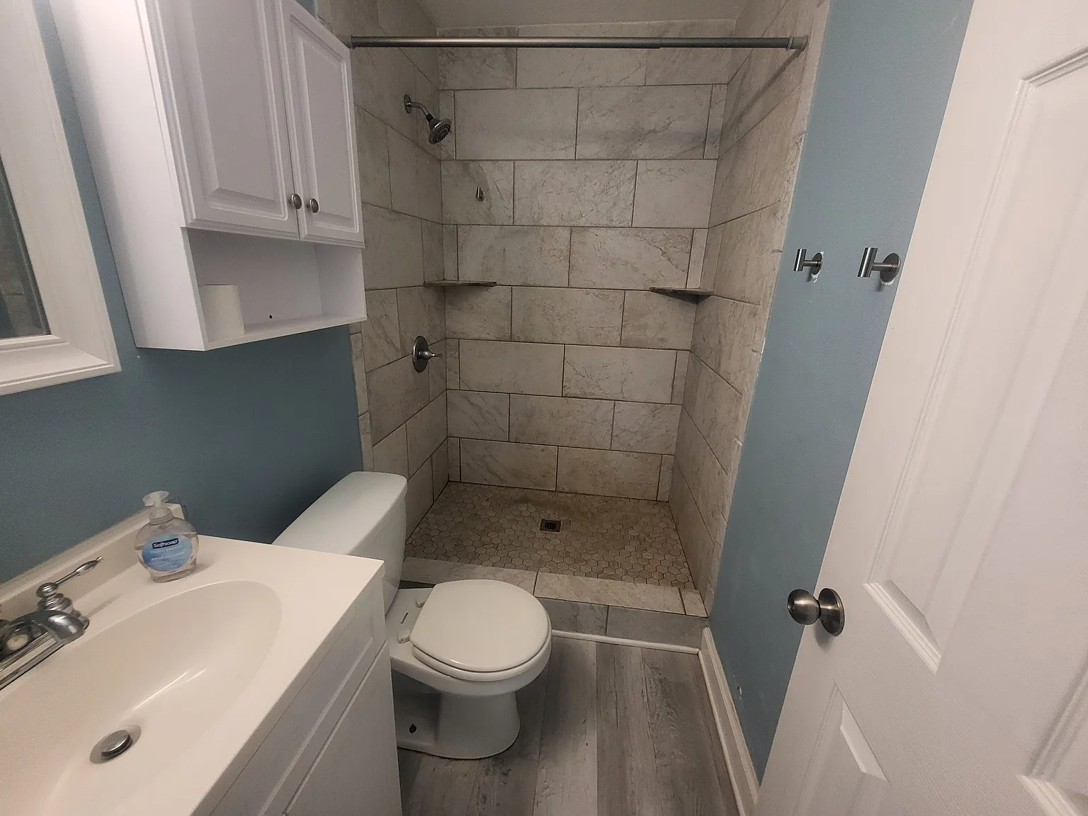 2 bed, 575 sqft, $1,225 — Photo 3