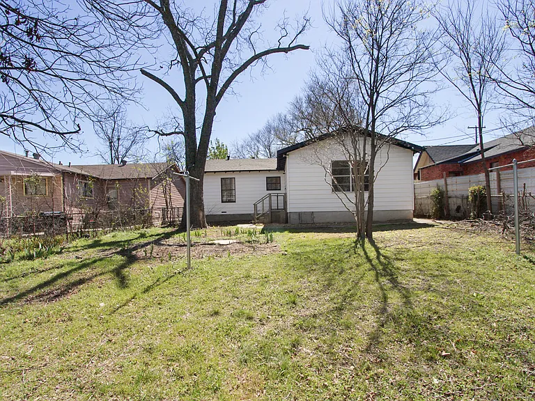 1232 W Beddell St — Photo 7