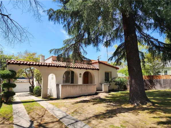 1308 Salisbury Rd, La Canada Flintridge, CA 91011