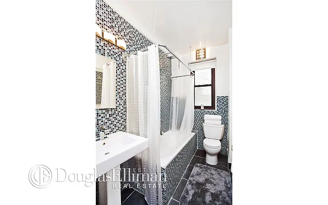 Sold by Douglas Elliman | media 12