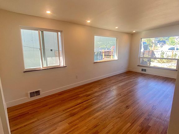 Living room from Kitchen doorway