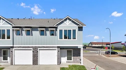 749 N Creative Way