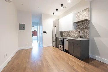 Rented by Space Link Realty