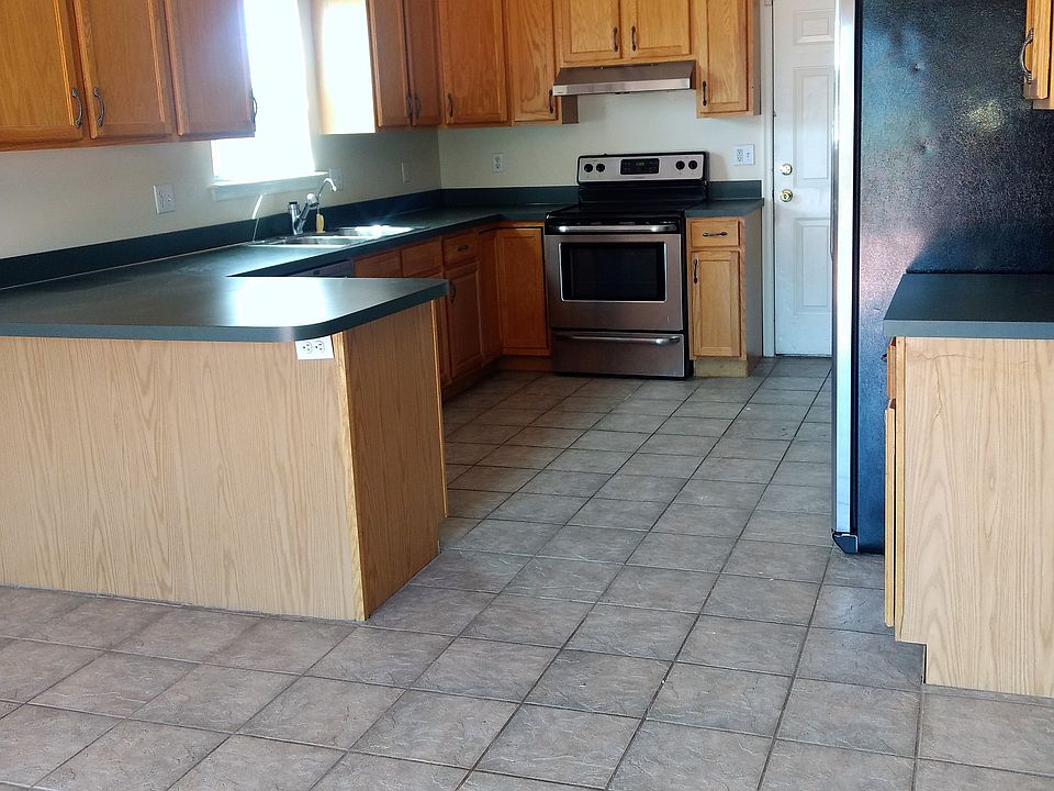 2nd image of 455 W Harvest Ln