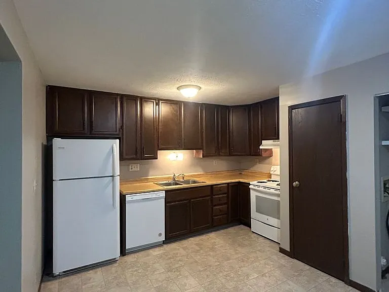 60 Ironwood Court — Photo 5