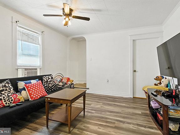 5th image of 1745 Filbert Rear St