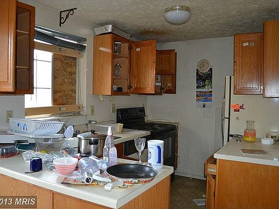5th image of 19438 Breezedale Ln