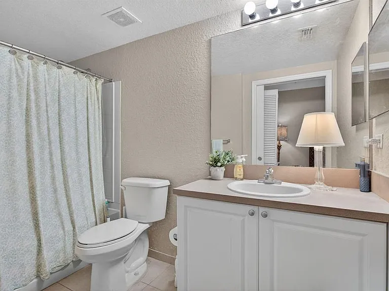 6890 W Sample Rd #6890 — Photo 5
