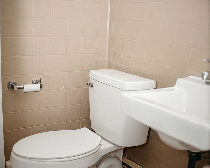 1078 Kelly Dr — Photo 10