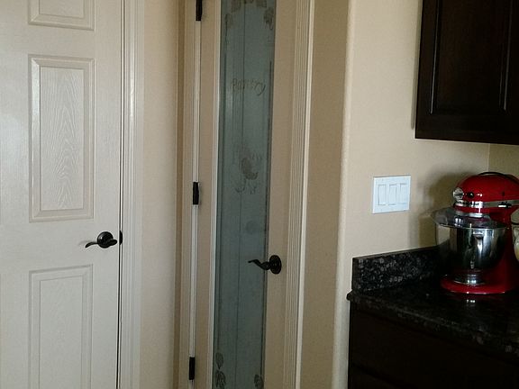 3rd image of 3716 Coco Palm Dr
