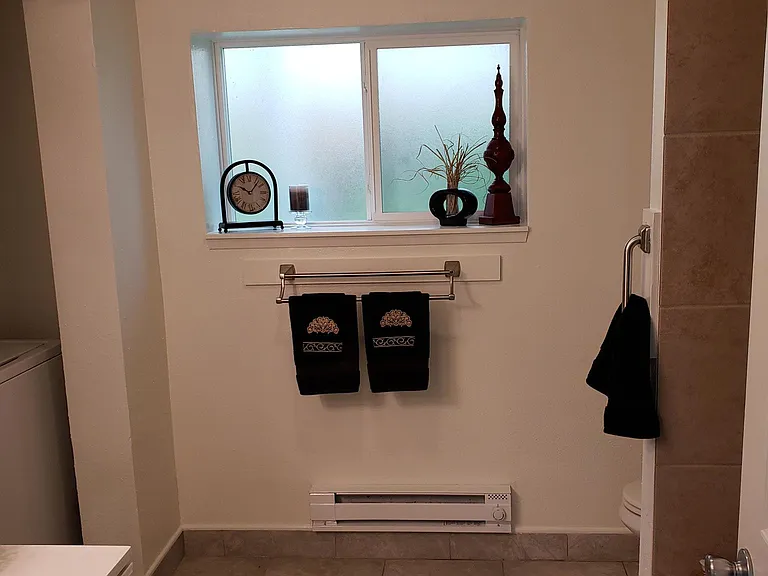 2322 Hoyt Ave #1 — Photo 7