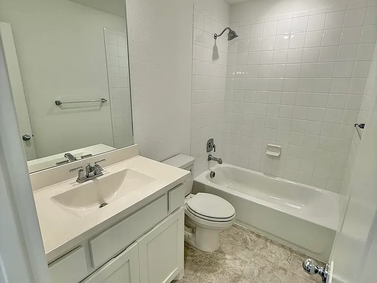 1712 Homestead Way — Photo 27