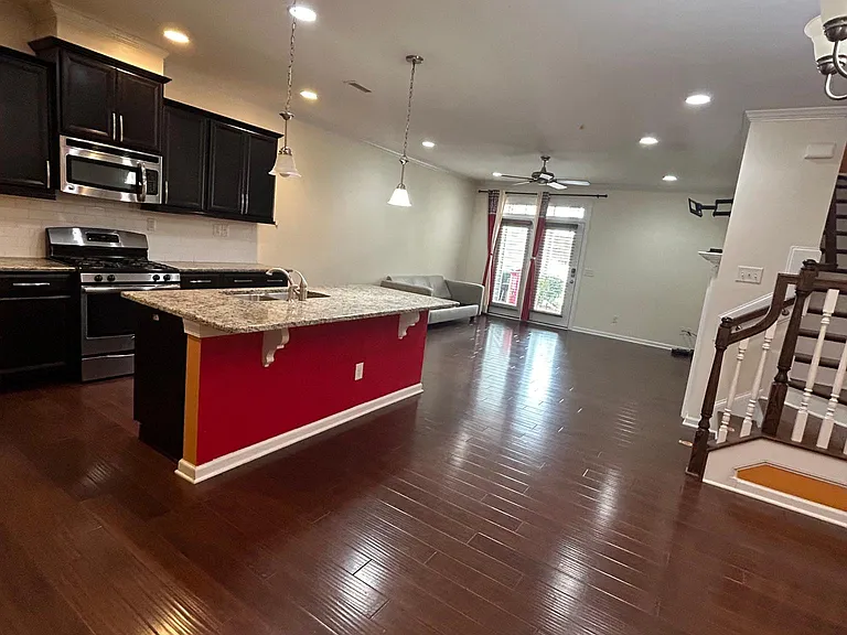 4129 Vallonia Dr — Photo 6