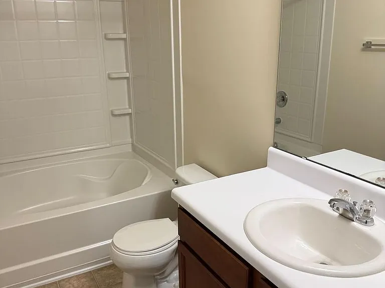 8527 Quarton Dr — Photo 15