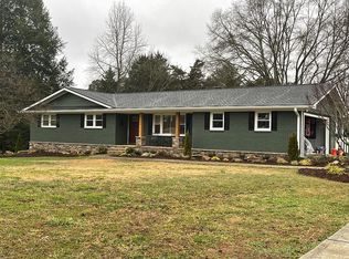 3961 Belair Dr, Marietta, GA 30066