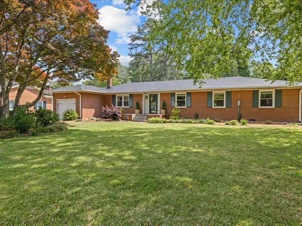 329 Old Dr, Chesapeake, VA 23322