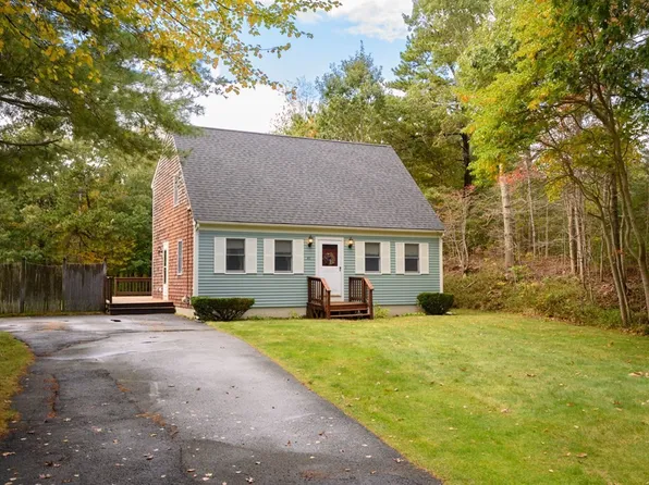 45 Old School House Rd, Plymouth, MA 02360