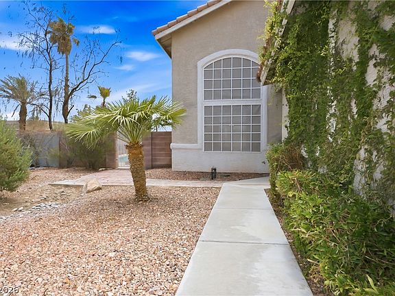 5th image of 9221 Valador Ave