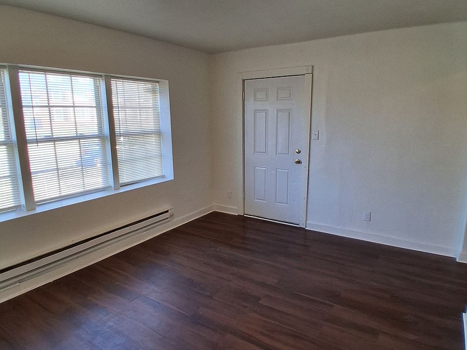 1st image of 1221 W Atkinson Ave