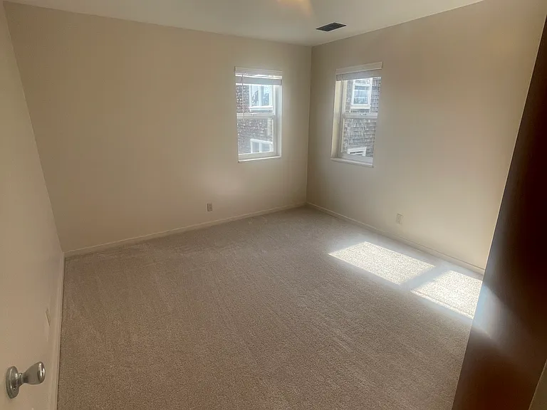 1323 Sunset Ave #B — Photo 10