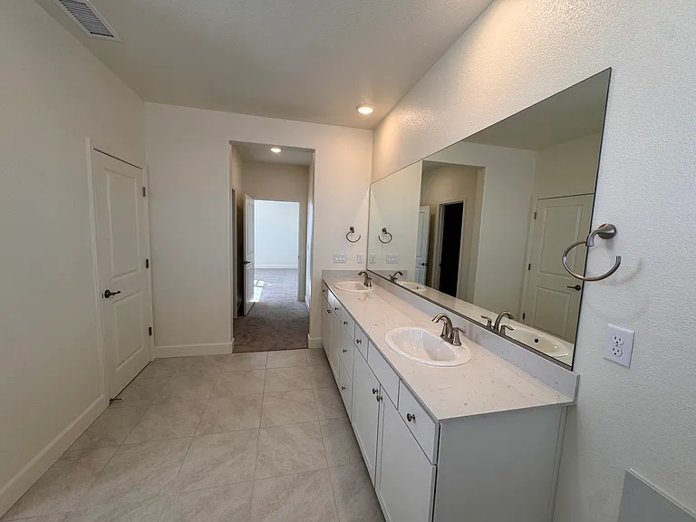6792 Pilot Peak Ct — Photo 12