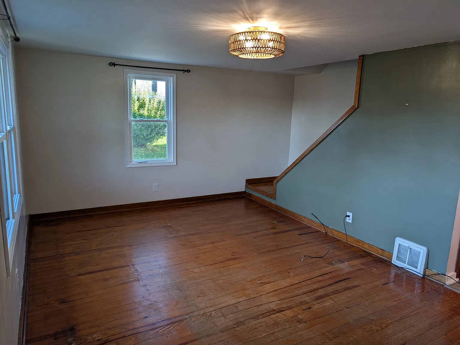 3 bed, 1568 sqft, $1,350 — Photo 2