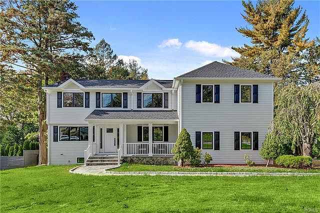 1st image of 1 Winthrop Dr