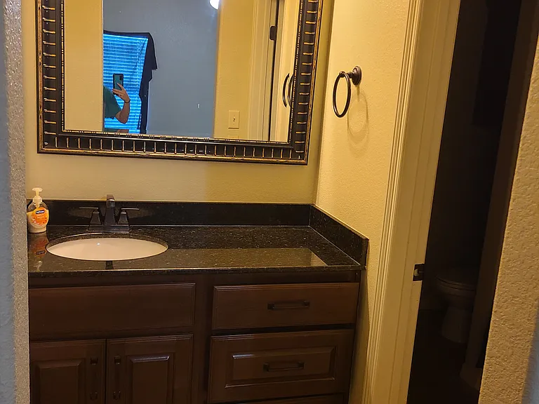 Sink area