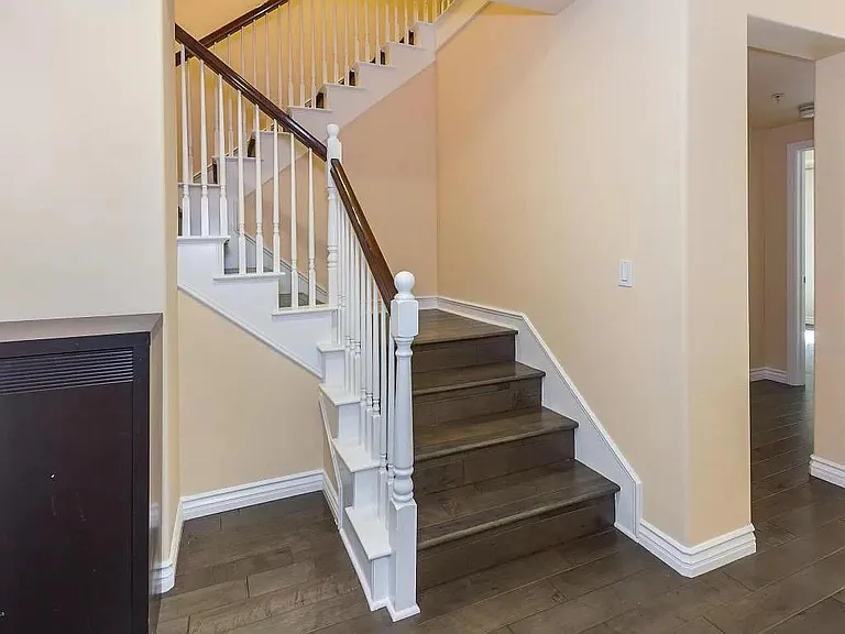 128 N Oak Knoll Ave #110 — Photo 3