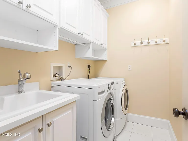 140 Havemeyer Pl — Photo 33