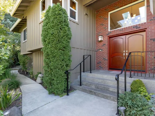 2851 Pinewood Drive, Napa, CA 94558