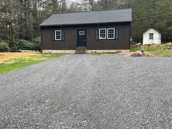 32 Laurel Ln, Albrightsville, PA 18210