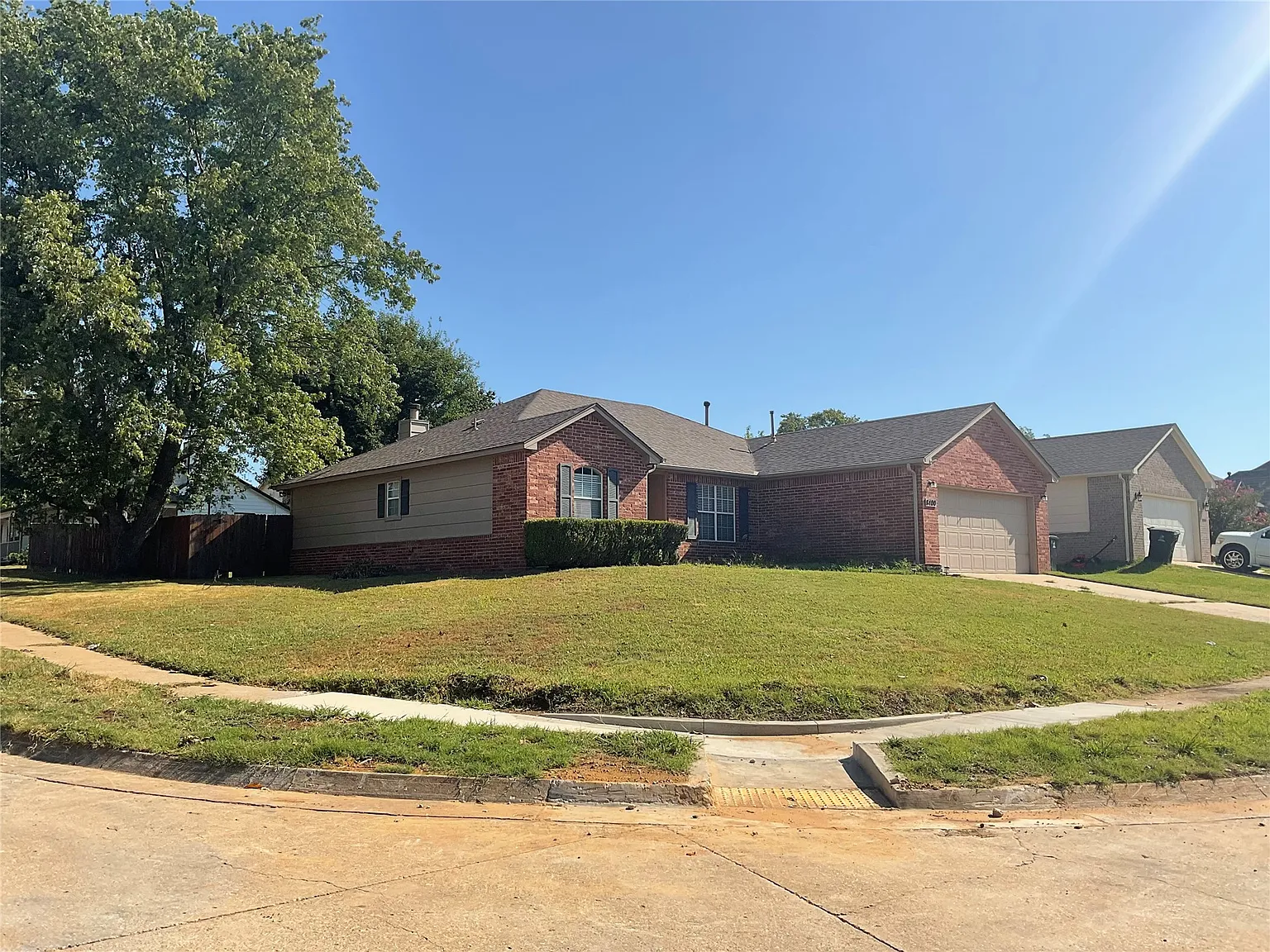 3 bed, 2.0 bath, 1703 sqft, $1,750 — Photo 2