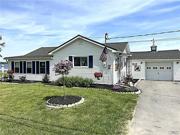 3680 County Route 6, Hammond, NY 13646