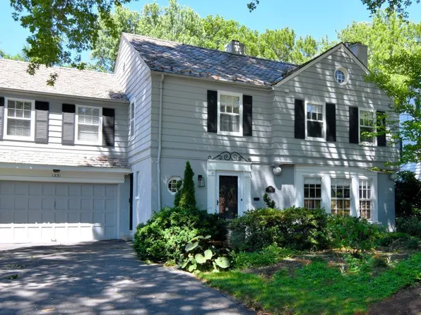 1531 Kew Rd, Cleveland Heights, OH 44118