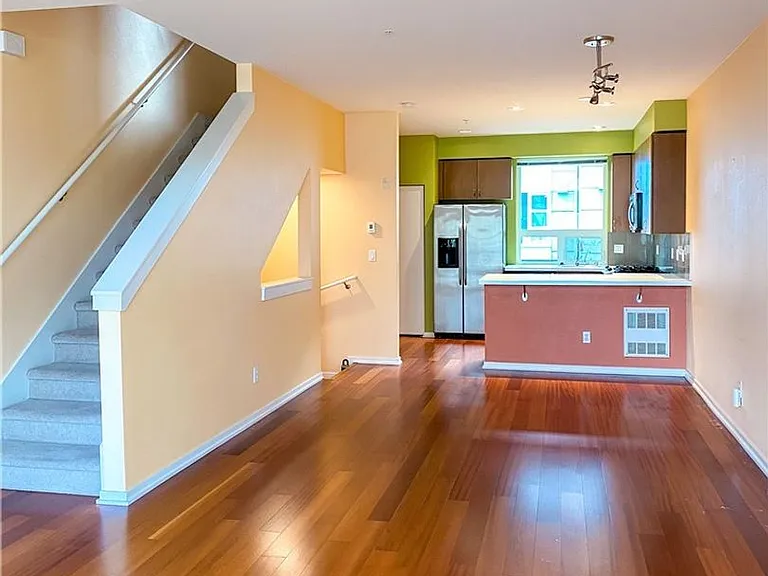 15235 NE 81st Way #103 — Photo 10