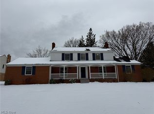 22350 S Woodland Rd, Shaker Heights, OH 44122