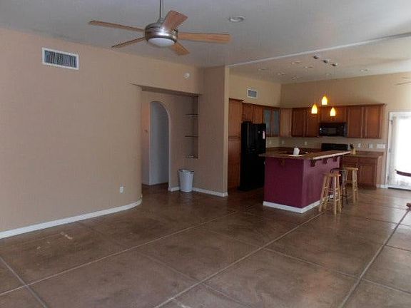kitchen/living area