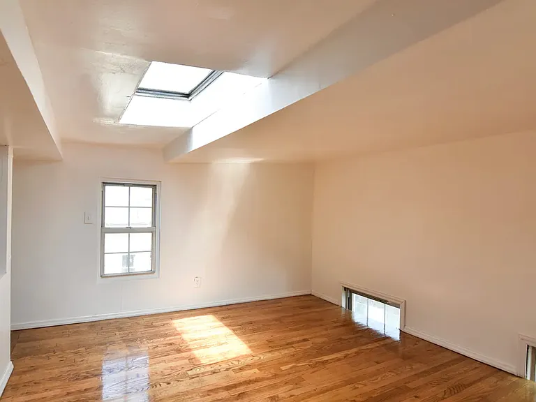 429 Humboldt St #3 — Photo 7