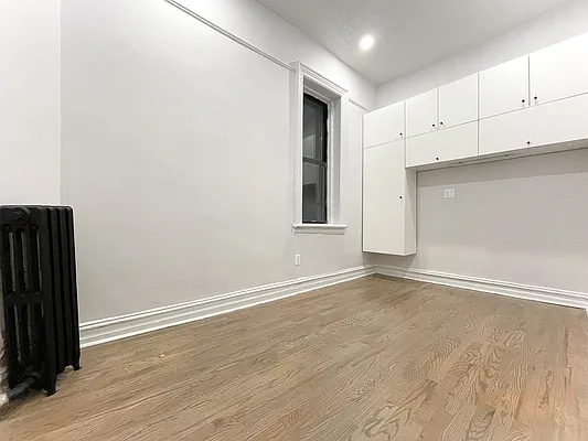 Rented by Corcoran | media 6