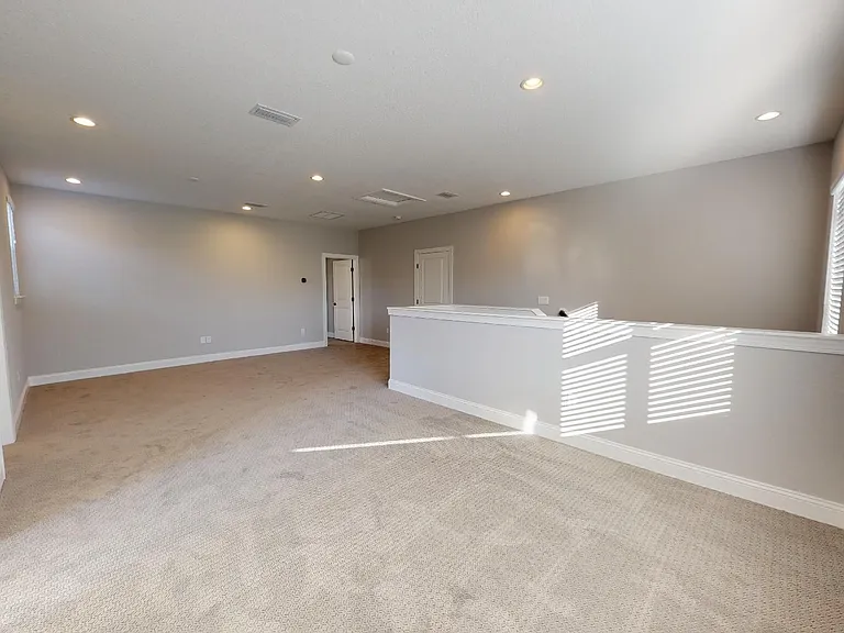 124 Bridgeton St — Photo 18