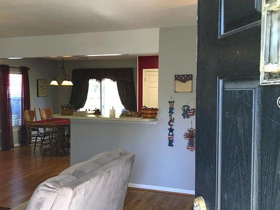 3rd image of 8794 Tigershark Ave