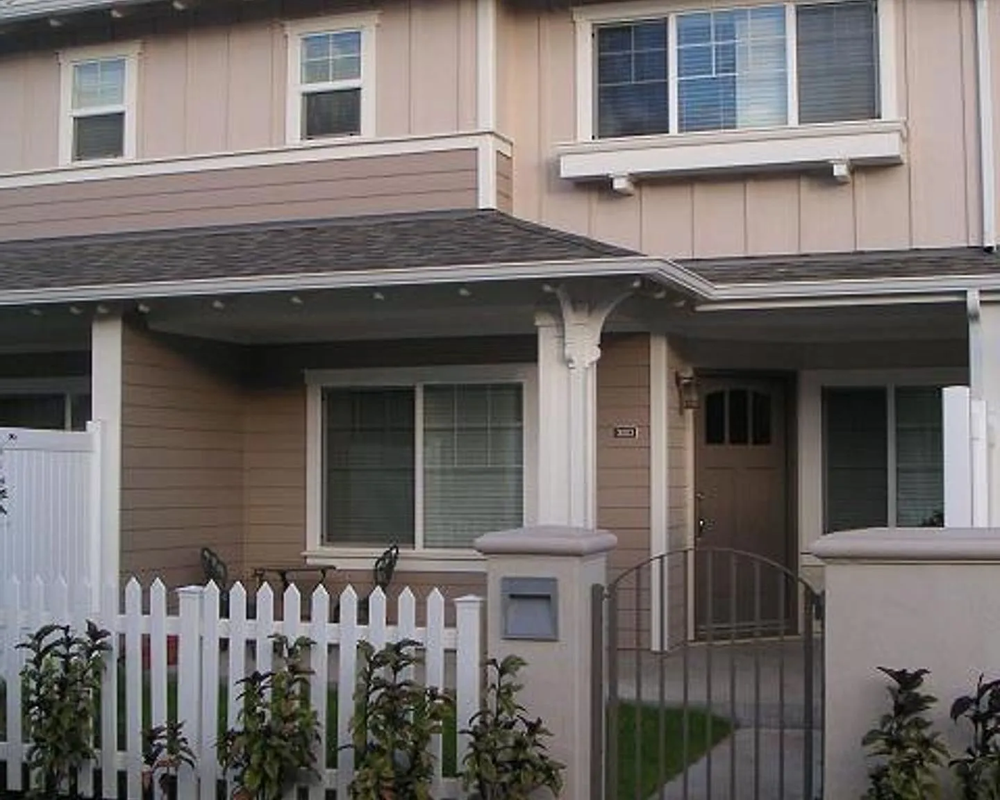 Spinnaker Townhomes at Ocean Pointe — Photo 1