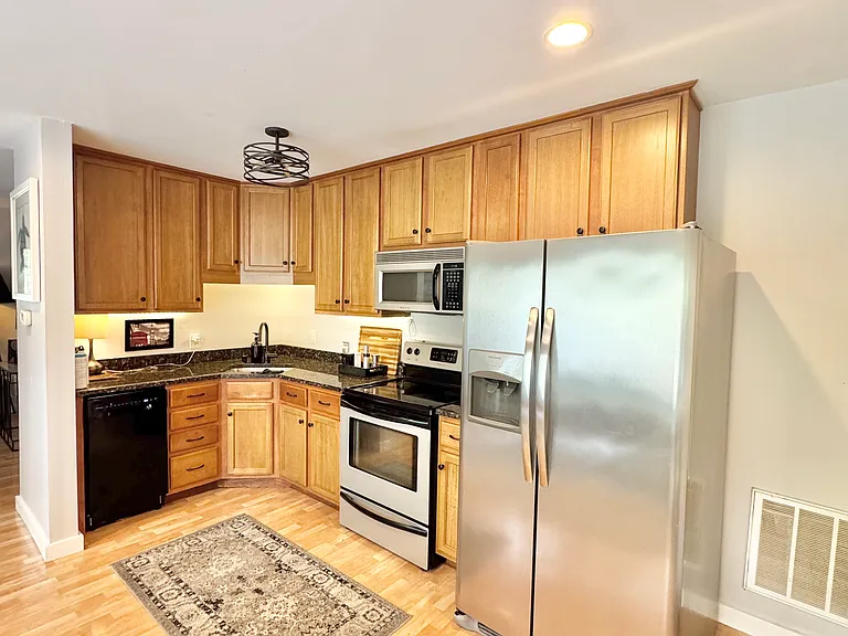 630 Central Ave #101 — Photo 8