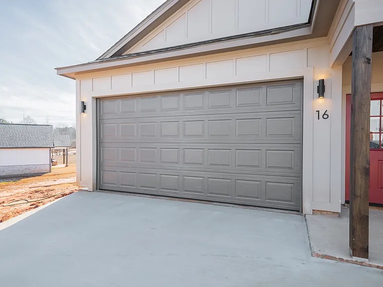 16 Deer Park Cv — Photo 21