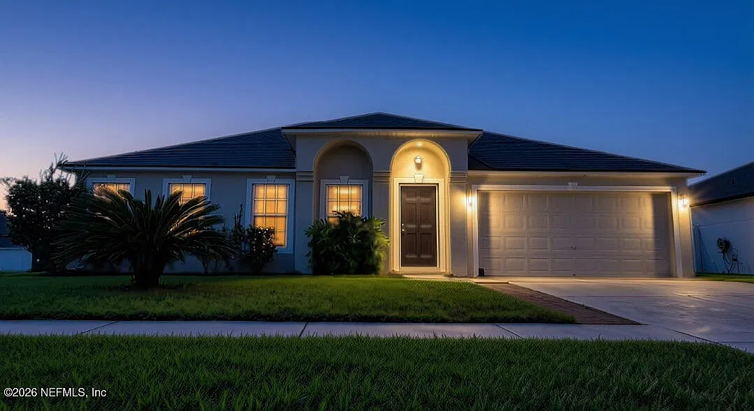 4 bed, 2.0 bath, 2129 sqft, $2,150 — Photo 1