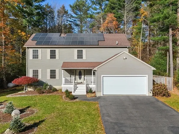 29 Belair Dr, Holbrook, MA 02343